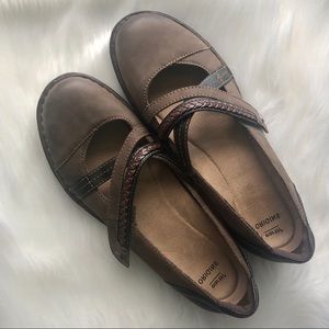 earth ORIGINS Tamara Toriana Shoes 10M